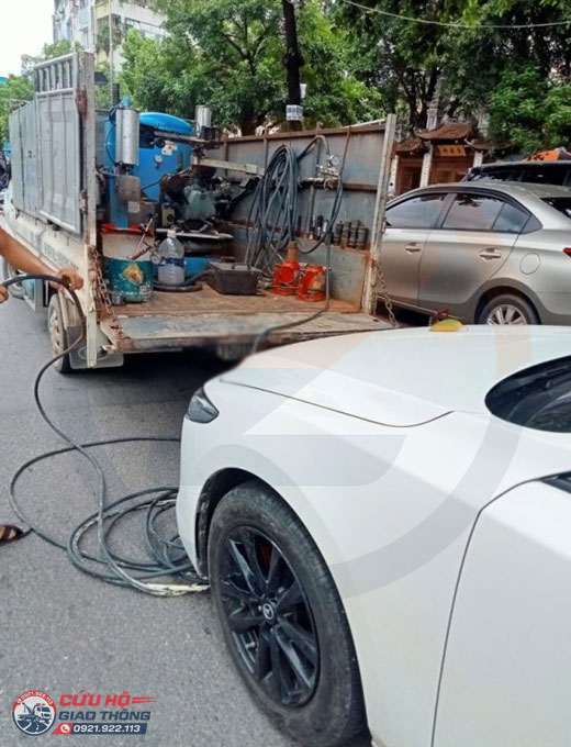 Cứu hộ vá lốp lưu động trong nội đô thành phố